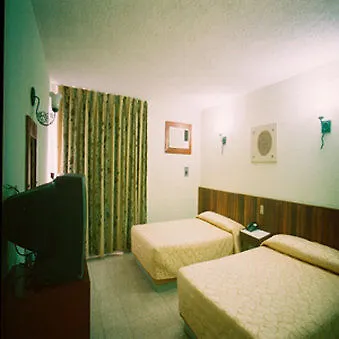 Hotel Batab Cancun 3*,